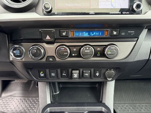 Used 2022 Toyota Tacoma TRD Off-Road w/ TRD Premium Off Road Package image 24