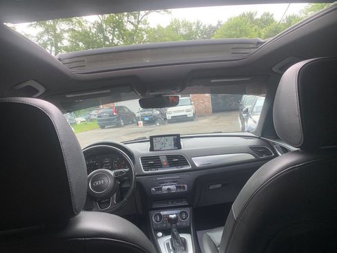 Used 2016 Audi Q3 2.0T Premium Plus w/ Technology Package image 16