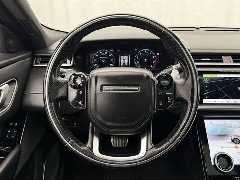 Used 2018 Land Rover Range Rover Velar R-Dynamic SE AWD/4WD image 11