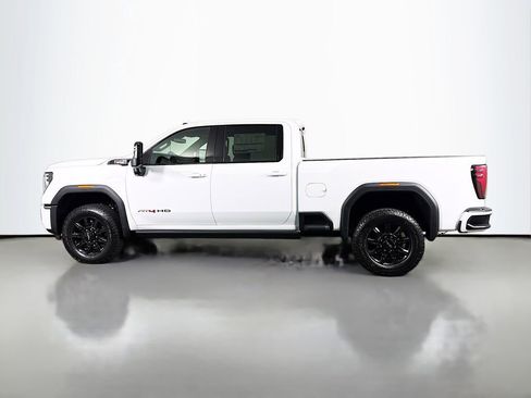 New 2026 GMC Sierra 3500 AT4 AWD/4WD image 4