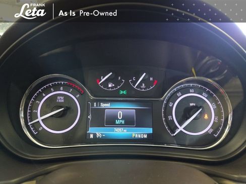 Used 2015 Buick Regal image 16