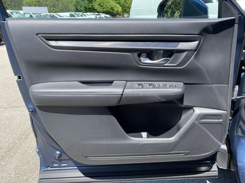 Used 2024 Honda CR-V LX image 15