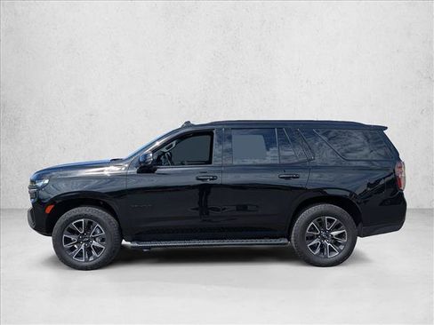Used 2022 Chevrolet Tahoe Z71 w/ Luxury Package AWD/4WD image 8