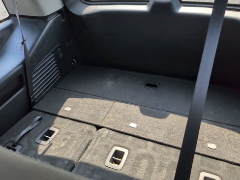 Used 2018 GMC Yukon SLE w/ SLE Value Package RWD image 33