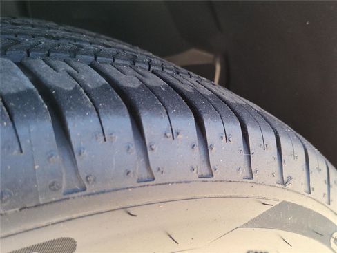 Used 2021 Mercedes-Benz GLC 300 4MATIC Coupe w/ AMG Line image 14