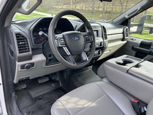 Used 2020 Ford F450 XL w/ Power Equipment Group RWD image 24