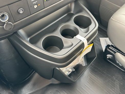 New 2025 Chevrolet Express 2500 Extended w/ Enhanced Convenience Package image 18