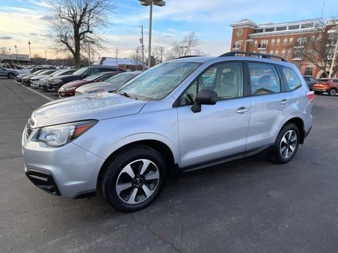 Used 2017 Subaru Forester 2.5i w/ Alloy Wheel Package image 2