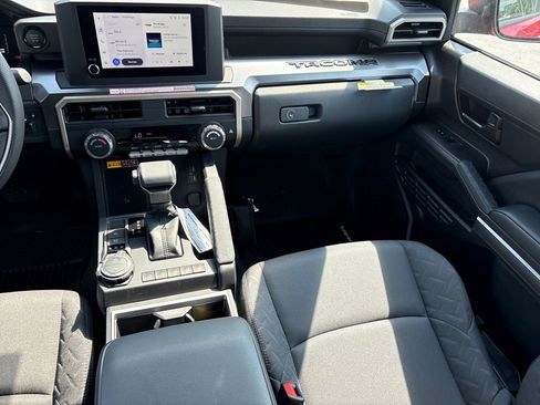 New 2025 Toyota Tacoma SR5 image 5