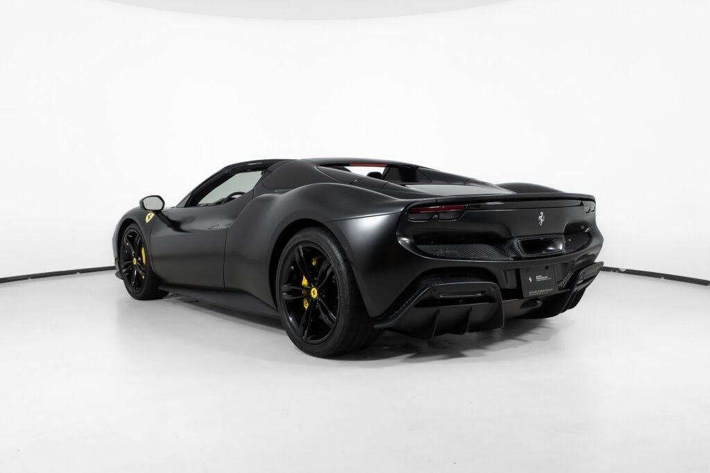 Used 2025 Ferrari 296 GTS RWD image 4