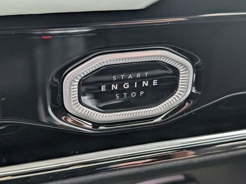 New 2026 Jeep Grand Cherokee Laredo image 22