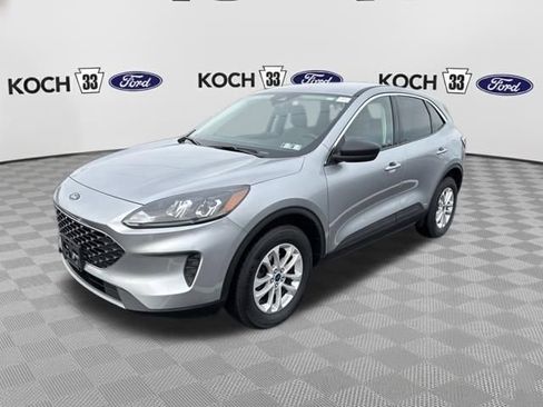 Used 2022 Ford Escape SE w/ Cold Weather Package image 3