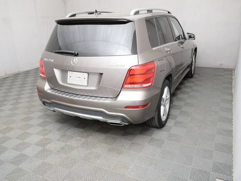 Used 2014 Mercedes-Benz GLK 250 BlueTEC 4MATIC image 5