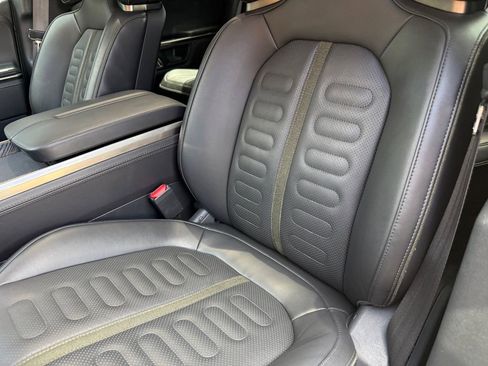Used 2023 Rivian R1T Adventure AWD/4WD image 22