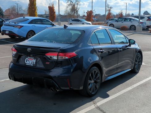 Used 2023 Toyota Corolla SE image 3