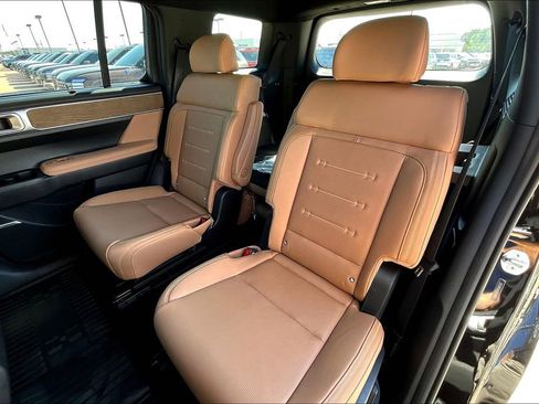 Used 2026 Hyundai Santa Fe Calligraphy image 26