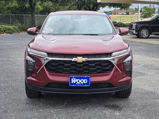 Used 2024 Chevrolet Trax LS w/ LS Convenience Package FWD video 2