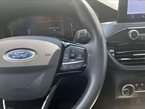 Certified 2023 Ford Escape Active AWD/4WD image 19