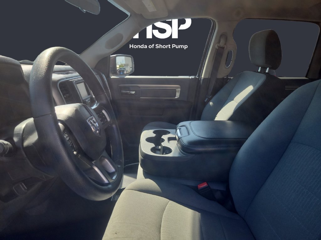 Used 2021 RAM 1500 Classic SLT AWD/4WD image 9