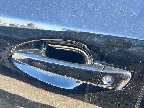 Used 2013 Lexus CT 200h image 19