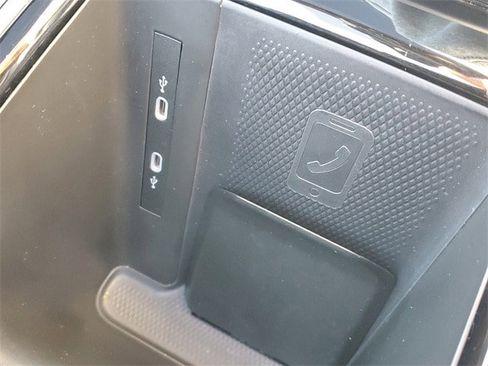 Certified 2023 Volkswagen ID.4 Pro S image 27