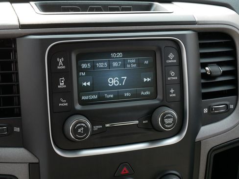 Used 2019 RAM 1500 Express w/ Express Value Package AWD/4WD image 22