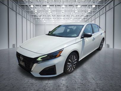 Used 2025 Nissan Altima 2.5 SV