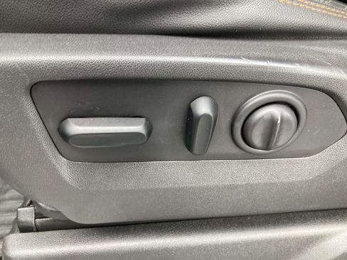 Used 2021 GMC Sierra 1500 AT4 AWD/4WD image 17