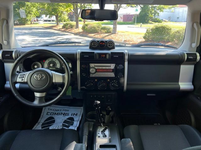 Used 2010 Toyota FJ Cruiser 4WD w/ Upgrade Pkg 2 image 19