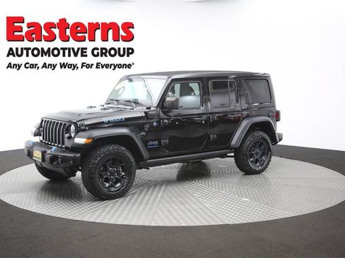 Used 2023 Jeep Wrangler Unlimited w/ Sun & Screen Package AWD/4WD image 57