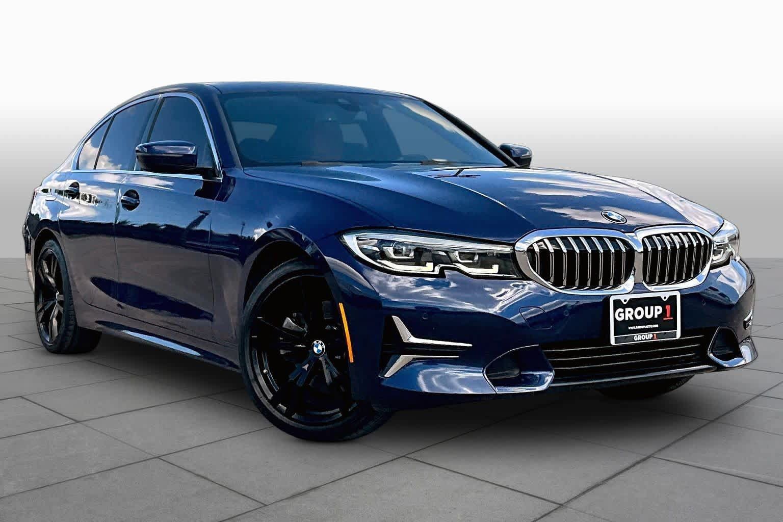 Used 2019 BMW 330i Sedan w/ Premium Package RWD image 3