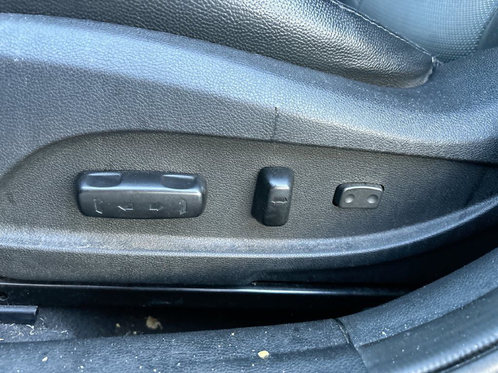Used 2013 Hyundai Sonata SE FWD image 12