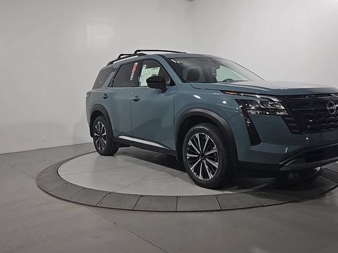 New 2026 Nissan Pathfinder Platinum AWD/4WD image 7