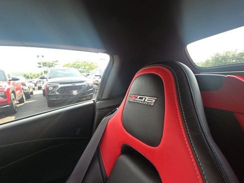 Used 2016 Chevrolet Corvette Z06 w/ 3LZ Preferred Equipment Group RWD image 28