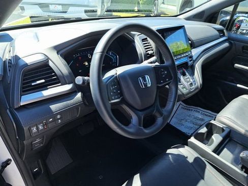 Used 2024 Honda Odyssey Sport image 13