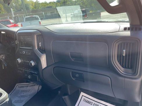 Used 2019 GMC Sierra 1500 4x4 Regular Cab w/ Convenience Package image 24