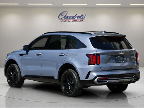 Used 2023 Kia Sorento SX AWD/4WD image 6