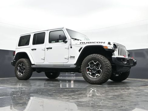 Used 2023 Jeep Wrangler Unlimited Rubicon w/ Cold Weather Group AWD/4WD image 47