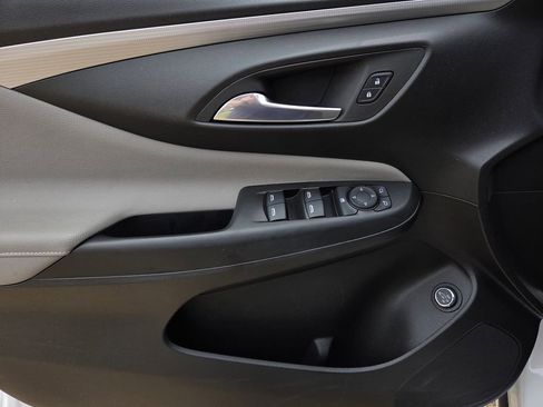Used 2025 Buick Envista Avenir FWD image 17