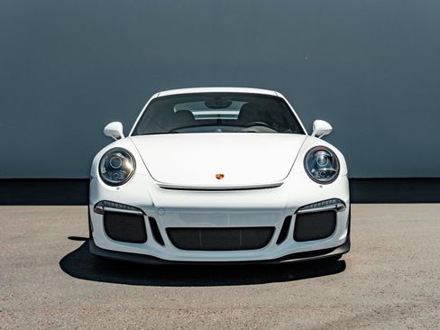 Used 2014 Porsche 911 GT3 RWD image 2