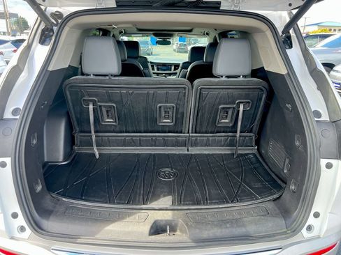 Used 2021 Buick Enclave Essence w/ Experience Buick Package AWD/4WD image 21