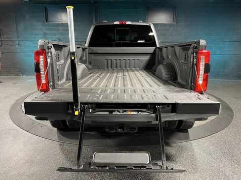 Used 2025 Ford F450 Lariat w/ Lariat Ultimate Package image 33