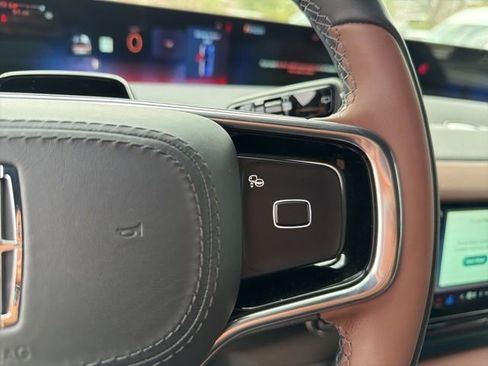New 2026 Lincoln Navigator Reserve AWD/4WD image 27