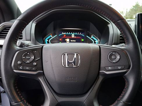 Used 2023 Honda Odyssey Sport image 19