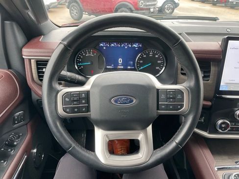 Used 2024 Ford Expedition Max Limited image 28