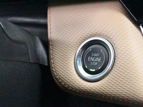 New 2026 Chevrolet Equinox ACTIV w/ Convenience Package III image 22