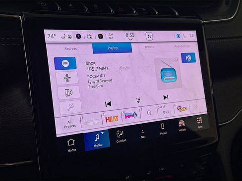 New 2025 Jeep Grand Cherokee Overland w/ Luxury Tech Group IV image 13