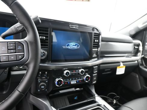 Certified 2025 Ford F350 Lariat w/ Lariat Ultimate Package AWD/4WD image 13