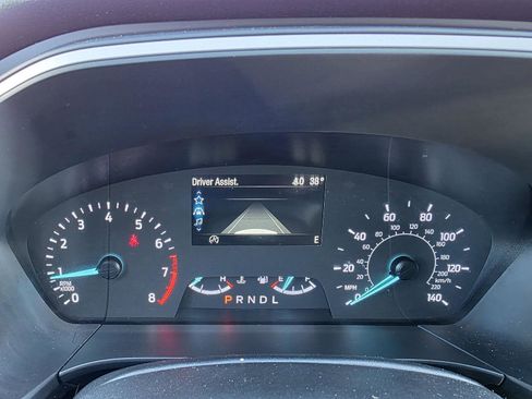 Used 2022 Ford Escape SE w/ SE Sport Appearance Package image 19