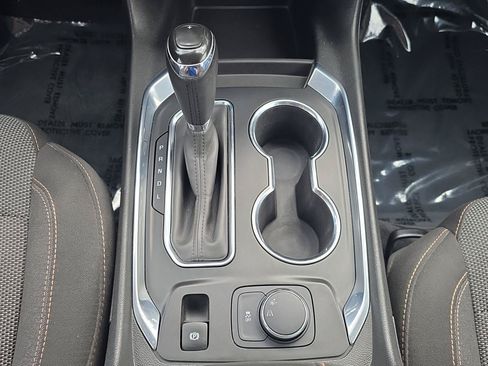Used 2018 Chevrolet Traverse LT FWD image 14